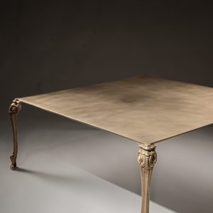Table Basse pied de style
